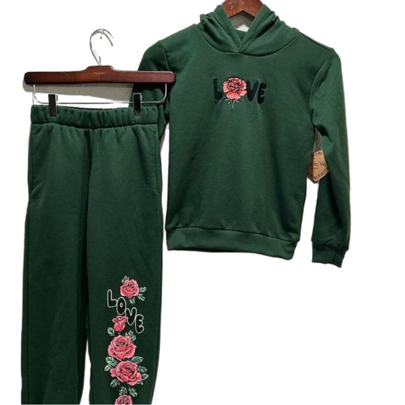 Vivre la vie girls jogger set green size 7/8 and 10/12 NWT - Picture 1 of 11
